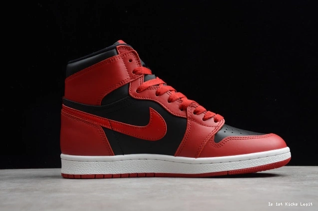 Varsity Jordan Air High 1 Red 85 BQ4422-600 0727